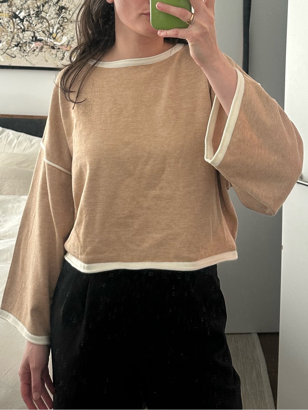 Storia Cropped Tan Sweater